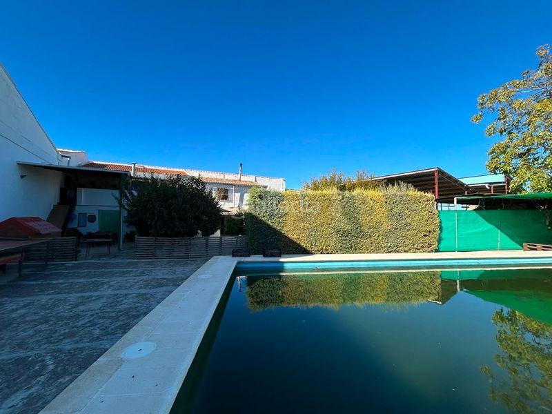 Foto 1a579c55-258a-4c50-9f09-9799fcd2f6df. Masia amb aparcament piscina a Zona de la Vega Antequera
