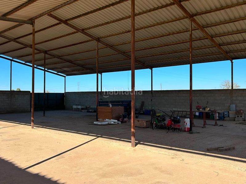 Foto f6bd9225-99fd-4faa-803a-cf6ef17f1993. Masia amb aparcament piscina a Zona de la Vega Antequera