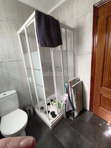 Foto 20558a48-95a6-42d5-9dd4-9ff31463fd90. Dúplex en exclusiva dúplex en zona gironparquesol entrar a vivir! en Antequera