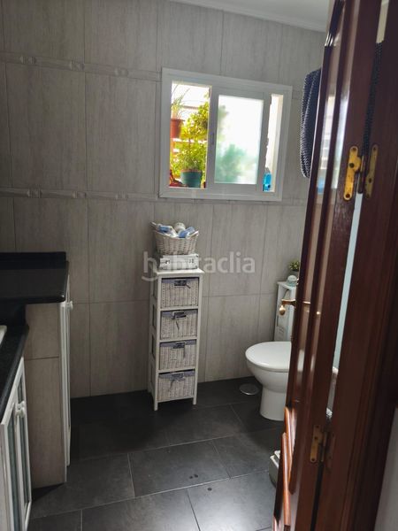 Foto 7e00a754-2ba3-4a3c-87a0-57df0f11ac10. Dúplex en exclusiva dúplex en zona gironparquesol entrar a vivir! en Antequera