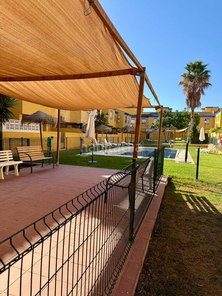 Foto d6e1a9bb-a5b2-4c62-892e-54d351c311f8. Casa adossada amb calefacció aparcament piscina a Sierra de Yeguas