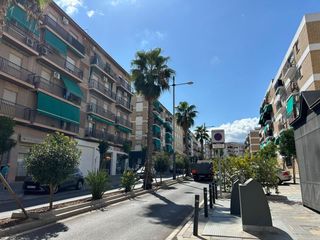 Appartamento in Centro. Amplio piso en avenida de la legion puede ser tuyo