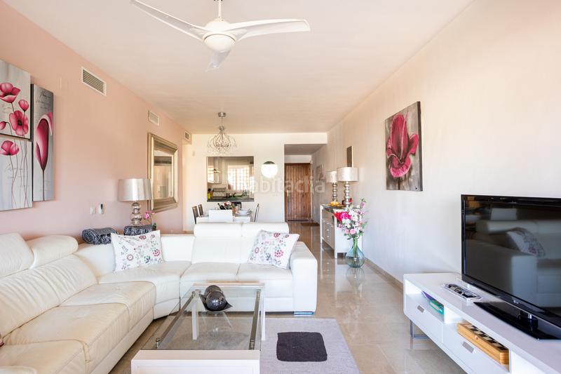 Foto 1ba2b672-ab62-4bf5-a72a-50412f192516. Lloguer apartament a dos hermanas ii 1 a Nueva Atalaya Estepona