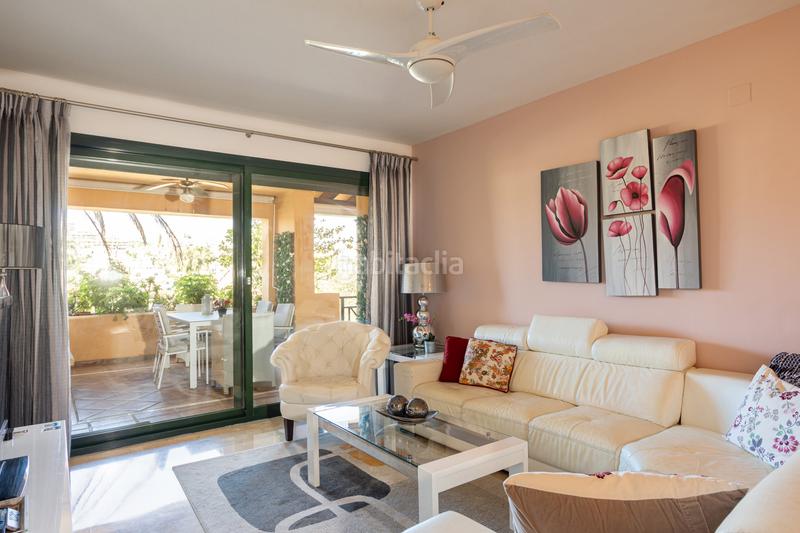 Foto 5a32b135-9c4c-43dc-8f0c-546d5c1b5097. Lloguer apartament a dos hermanas ii 1 a Nueva Atalaya Estepona