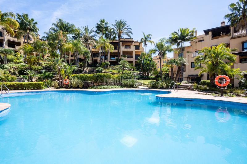 Foto e04537cc-5de4-4487-b360-6426e724cb68. Lloguer apartament a dos hermanas ii 1 a Nueva Atalaya Estepona