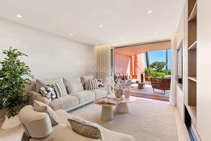 Foto 1f04cbda-a6d3-4a58-a707-f459686dcf02. Planta baja en costalita ii 0 apartamento reformado en primera línea de playa con tecnología inteligente menara beach, nueva milla de oro en Estepona