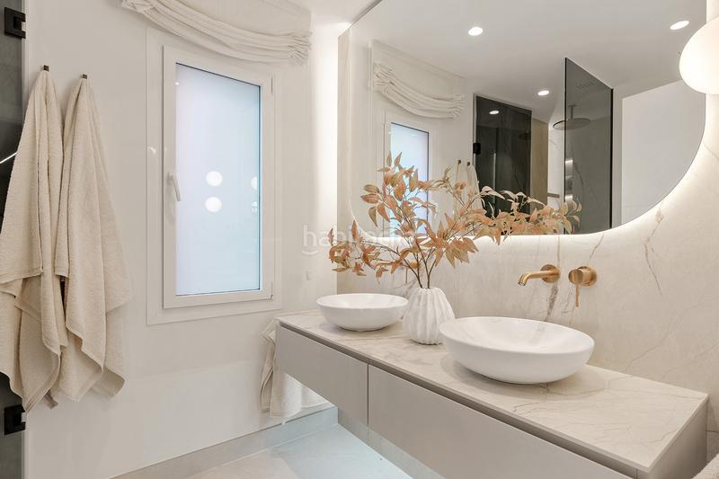 Foto b2dce2a2-4be5-49be-8158-2b1d6d87ad07. Planta baja en costalita ii 0 apartamento reformado en primera línea de playa con tecnología inteligente menara beach, nueva milla de oro en Estepona
