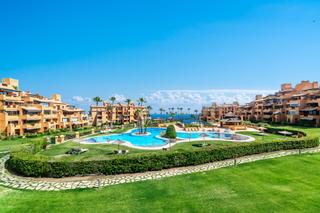 Apartament a Nacional 340 159. Lujo en primera línea de playa con vistas al mar  los granados d