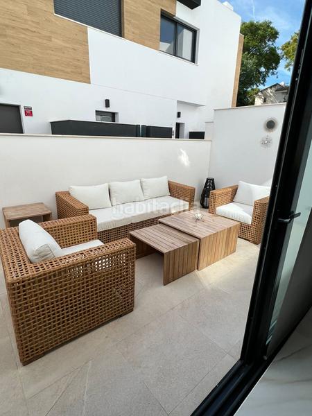 Foto 4db1b4fc-8c5e-4c00-8528-e4429726f101. Miete reihenhaus mit heizung parking pool in La Dama de Noche - La Alzambra Marbella