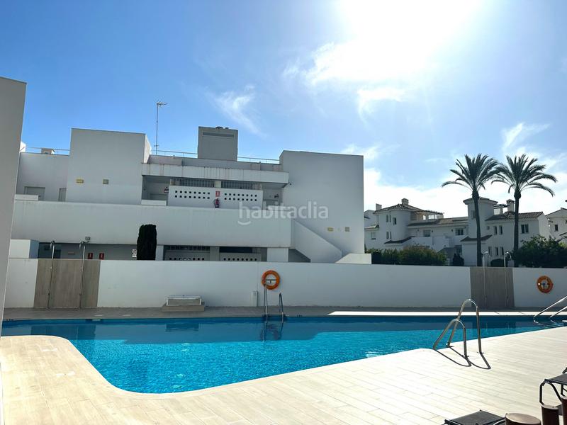 Foto bbff9d05-c54c-4f06-8112-7bc117fa6147. Miete reihenhaus mit heizung parking pool in La Dama de Noche - La Alzambra Marbella