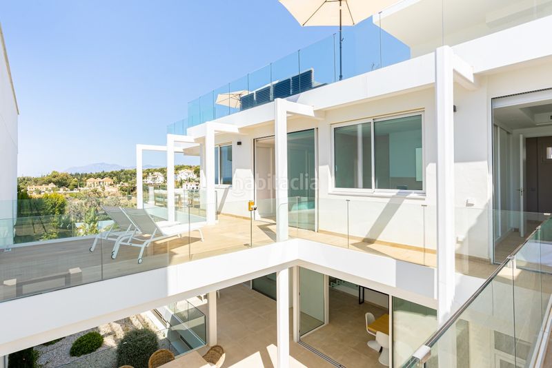 Foto 094dc761-b3cb-4b9f-b79a-9c1a79d2c108. Casa amb aparcament piscina a Valdeolletas - Las Cancelas - Xarblanca Marbella
