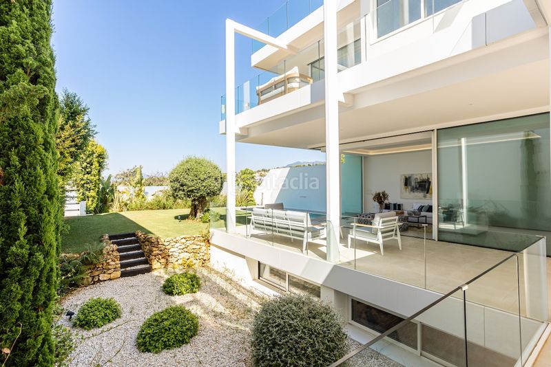Foto 1d0a55bc-321b-4e43-9152-05c97ea7e567. Casa amb aparcament piscina a Valdeolletas - Las Cancelas - Xarblanca Marbella