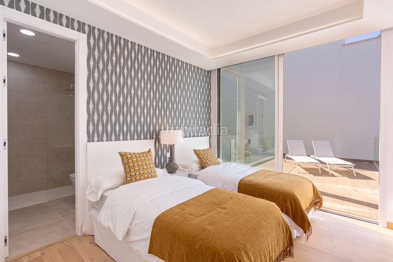 Foto 6856eb99-8a96-4712-8ae9-82d262f2e213. Casa amb aparcament piscina a Valdeolletas - Las Cancelas - Xarblanca Marbella