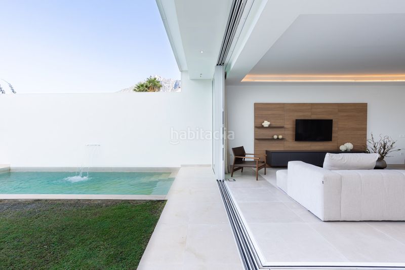 Foto b47859c2-baab-4452-bfd2-59b2b438ab54. Casa amb aparcament piscina a Valdeolletas - Las Cancelas - Xarblanca Marbella