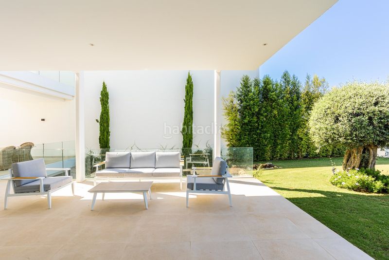 Foto e3f954d8-3fa4-4f14-b87d-500c7ec59494. Casa amb aparcament piscina a Valdeolletas - Las Cancelas - Xarblanca Marbella