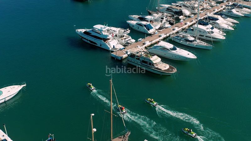 Foto b95bc810-7948-4f95-8f60-9cd1f143e5f8. Àtic amb piscina a Puerto de la Duquesa Manilva