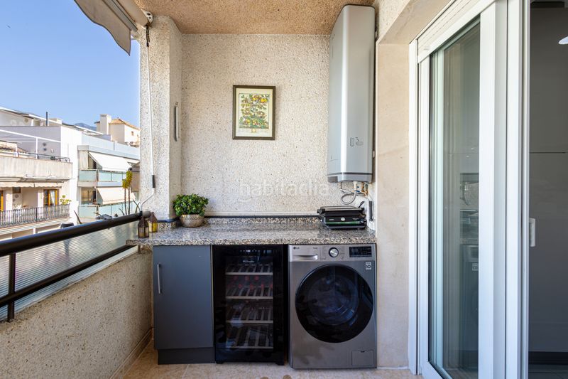 Foto 1cadcb2e-818e-44e5-9889-9e7af3a63ac5. Àtic amb calefacció aparcament a Casco Antiguo Marbella