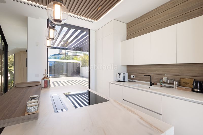 Foto 57ce657e-a9e0-4807-8870-a8468a2483e8. Casa amb aparcament piscina a Nueva Alcántara Marbella