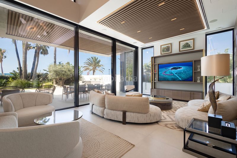 Foto c206f1e8-6290-4b30-ba15-04c6813bc97d. Casa amb aparcament piscina a Nueva Alcántara Marbella