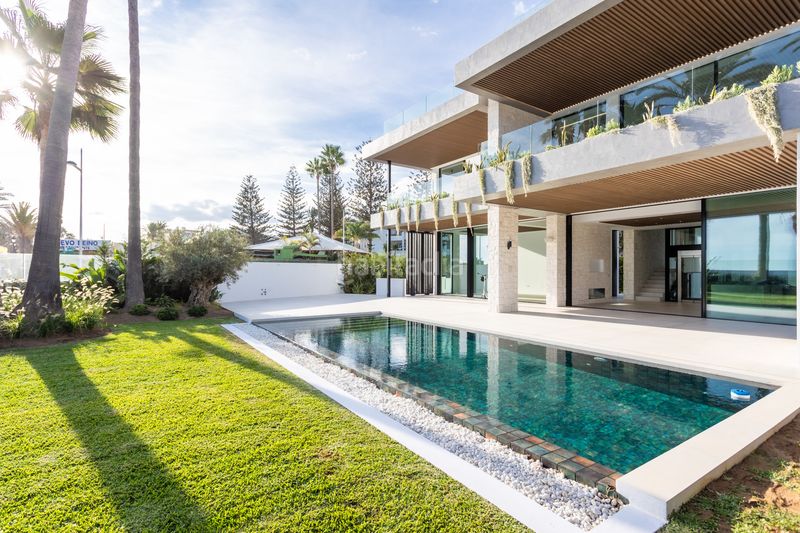 Foto 0944b8b1-cacc-4d02-843c-ce886f40ce6b. Casa amb aparcament piscina a Nueva Alcántara Marbella