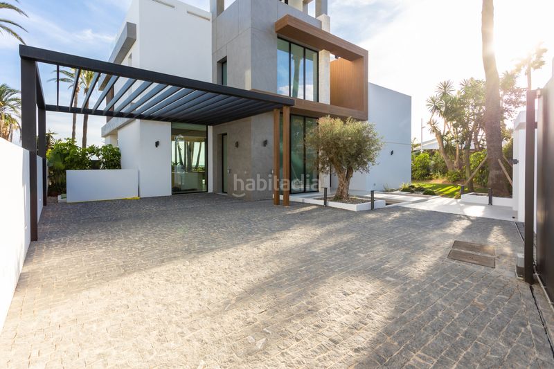 Foto 90db9c39-352f-4ae5-8adc-3e00a1217ec2. Casa amb aparcament piscina a Nueva Alcántara Marbella
