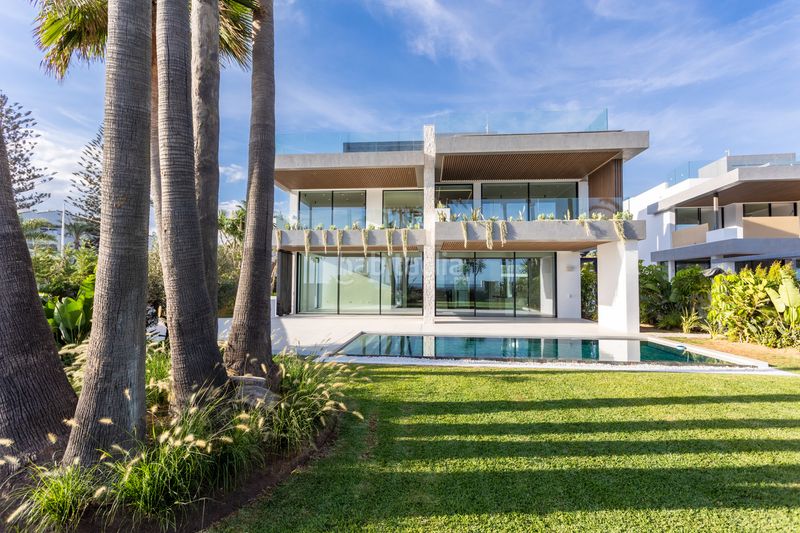 Foto 99ee64a1-417a-40bb-a1dd-ceaf459b7e46. Casa amb aparcament piscina a Nueva Alcántara Marbella