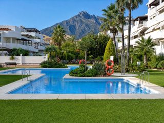 Affitto Attico in Nagüeles Alto. Espectacular duplex sin amueblar en jardines de sierra blanca, m