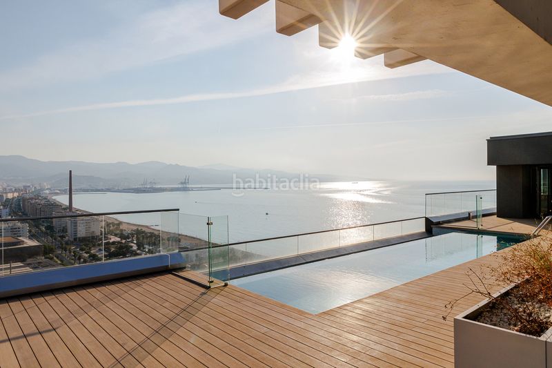 Foto 26f08cd4-628f-4172-8325-f1171f02603a. Àtic amb aparcament piscina a Martín Carpena - Torre del Río Málaga