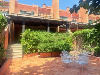 Lloguer Casa aparellada a Bahía de Marbella. Pareado en alquiler en la reserva de los monteros, marbella este