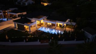Haus in Nueva Andalucía centro. Villa casia  lujo y elegancia en el valle del golf , marbella