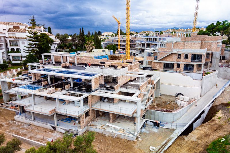 Foto c81ea206-2872-4b76-9806-eaf458860e9b. Àtic a de la cruz 17 a lomas de Marbella club Marbella