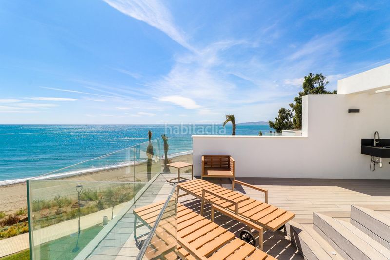 Foto 22eb715a-f099-481d-a0da-e0f8d23ce767. Casa adossada amb aparcament piscina a Guadalobón Estepona