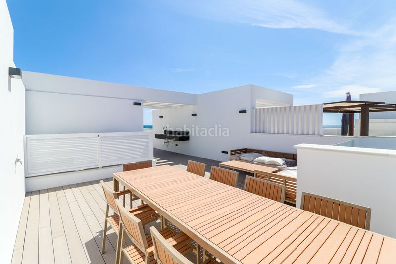 Foto 72547f15-4378-4450-aa37-d1f7e1aa7dfc. Casa adossada amb aparcament piscina a Guadalobón Estepona