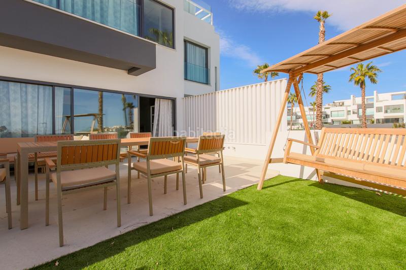 Foto d6aa1fc5-6ca4-4233-bed2-a2b9f884e975. Casa adossada a n/a a Guadalobón Estepona