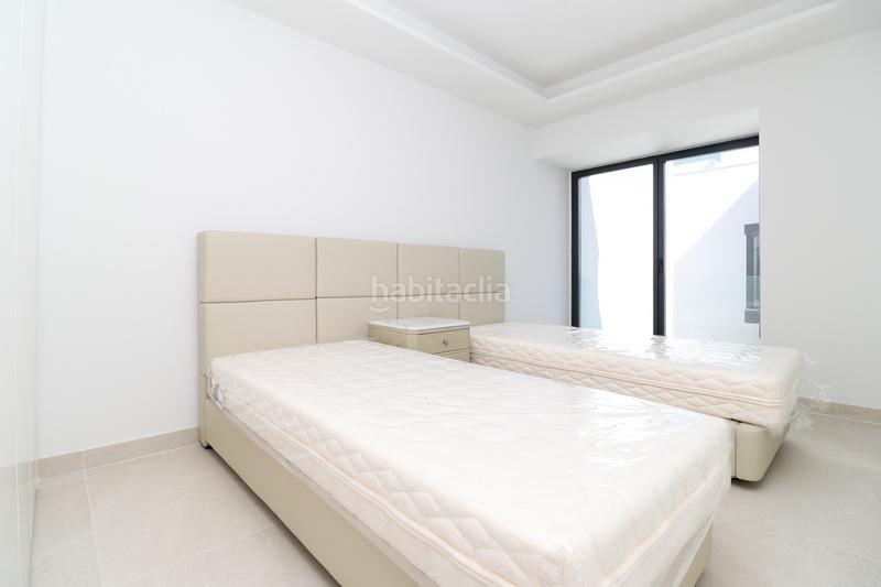 Foto 1320a8fb-2d0a-4d77-b84f-0be9803b020a. Casa adossada a n/a a Guadalobón Estepona