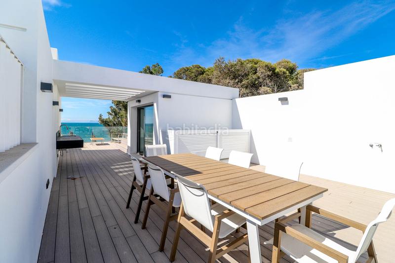 Foto a0c64c35-5a82-47b1-a32a-ae247d2f46c0. Casa adossada a n/a a Guadalobón Estepona