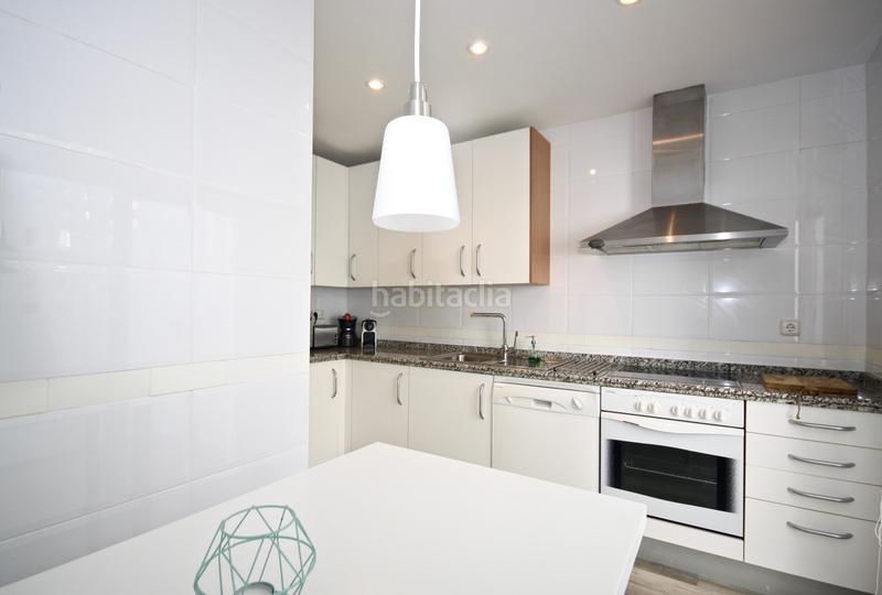 Foto 17cf7273-0915-47b5-b5b0-e53a679e9705. Rent semi detached house in albatros-ur bahia marbell 4 in Marbella