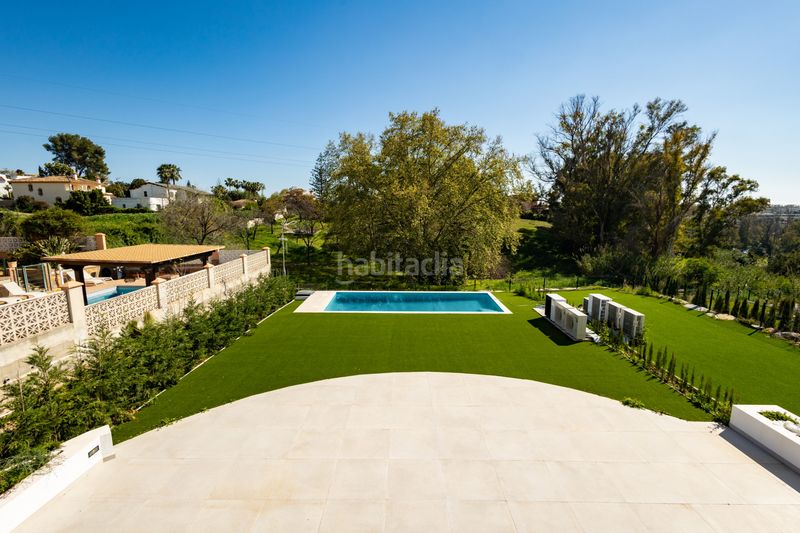Foto 12714dc7-7ebc-4f82-bbd0-3b35fbb4190f. Casa aparellada amb aparcament piscina a San Pedro de Alcántara Pueblo Marbella