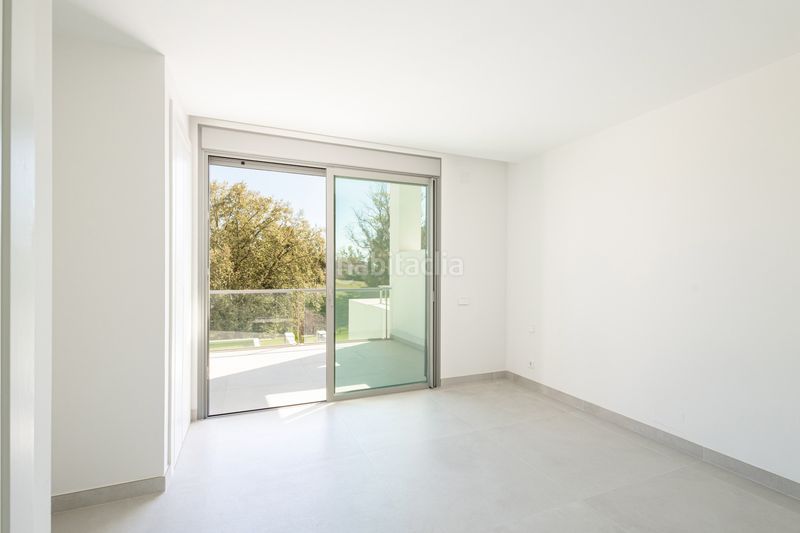 Foto bbf818b6-5cd2-4b22-919e-78f607c271f2. Casa aparellada amb aparcament piscina a San Pedro de Alcántara Pueblo Marbella