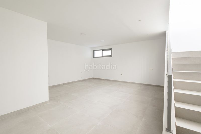 Foto cf8091e5-3ce5-49f8-84bb-2afbe059c68b. Casa aparellada amb aparcament piscina a San Pedro de Alcántara Pueblo Marbella