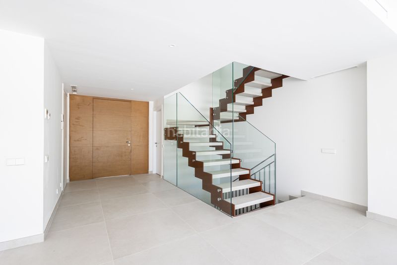 Foto f5762562-97c0-49d1-b89b-43b8d91867e5. Casa aparellada amb aparcament piscina a San Pedro de Alcántara Pueblo Marbella
