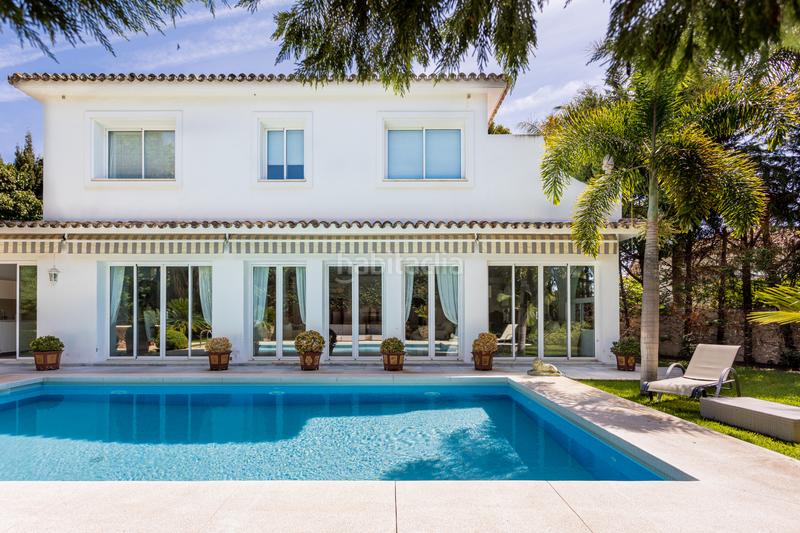 Foto 989a2c78-0f2e-4b3e-9ea6-dee691c4ff65. Casa en del lobo-ur Los Monteros 7 villa de lujo de 5 dormitorios en Los Monteros playa junto al mar y con piscina privada en Marbella