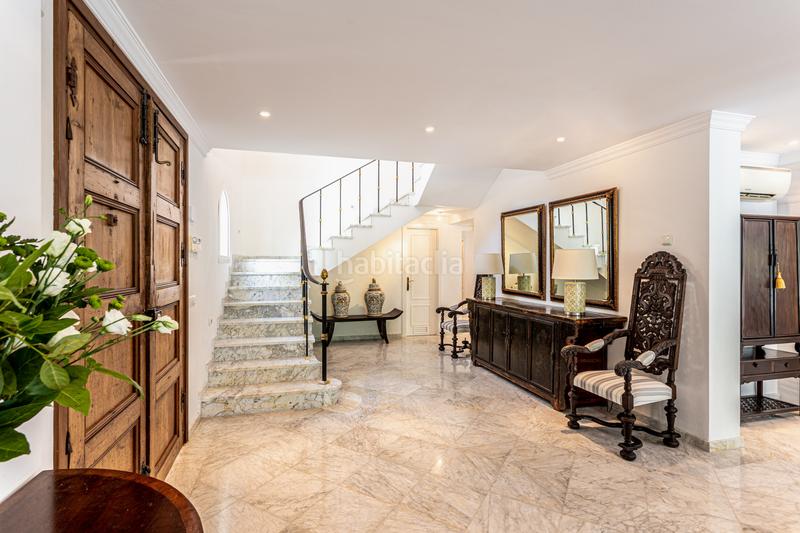 Foto b3d76ae0-f080-4e7b-ad6b-9866d86315bf. Casa en del lobo-ur Los Monteros 7 villa de lujo de 5 dormitorios en Los Monteros playa junto al mar y con piscina privada en Marbella