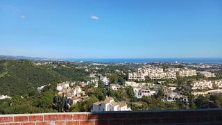 Ático en La Quinta. Fantástico complejo de apartamentos 3 y 4 dormitorios con vistas