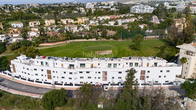 Foto 8c89a4fc-b5b7-4d5d-a2bb-e04d4e9f3538. Apartament amb aparcament piscina a San Pedro de Alcántara Pueblo Marbella