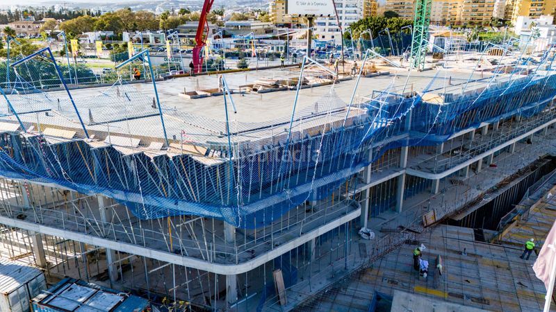 Foto bbc7c135-e3ee-42d2-bd2a-752e180e7b0b. Apartament amb aparcament piscina a Nueva Alcántara Marbella