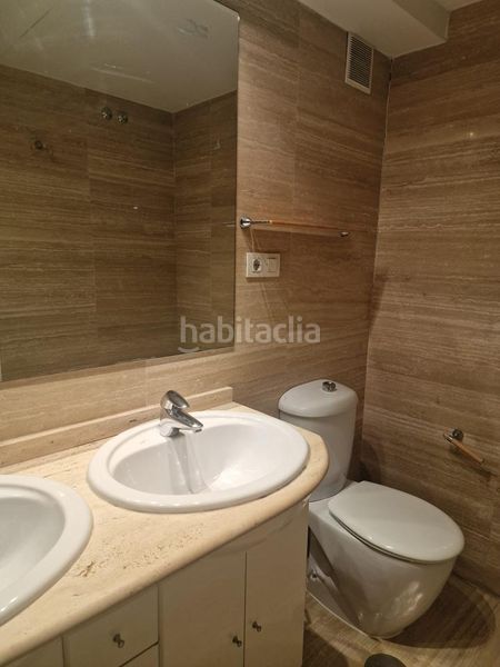 Foto ce76e62a-435d-4e81-bad8-9174cac8cbe8. Pis amb calefacció aparcament piscina a Corralejos-Campo de las Naciones Madrid