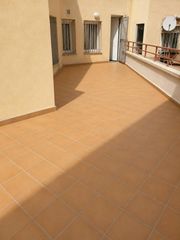 Ground floor in El Puerto. Piso en coslada