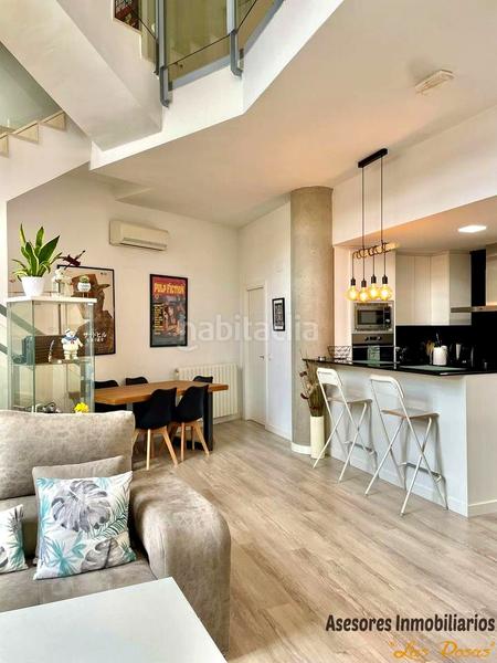 Foto 6b1de1b0-66b0-4465-9896-c312c593e2d3. Rent triplex with heating parking in Rejas Madrid