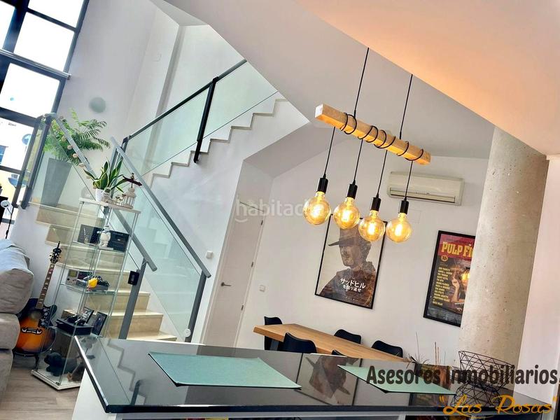 Foto b1f5b05f-9c60-485b-80c2-b8a6941529cc. Rent triplex with heating parking in Rejas Madrid